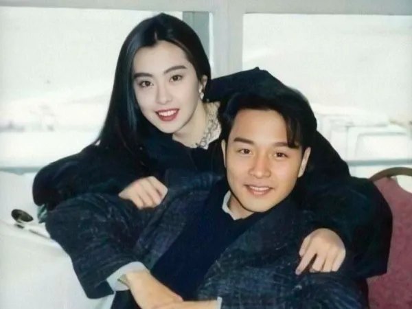 王祖贤300亿银行账单曝光，她究竟有多“壕”？