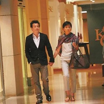 石修老婆是谁 与老婆相恋47年曾是青梅竹马