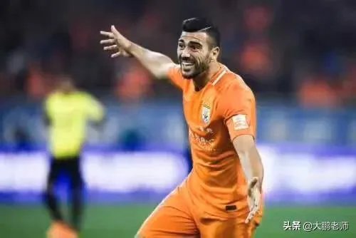 鲁能0:3恒大，总感觉鲁能本赛季是不慌不忙的节奏，为什么会这样？何时才像06年一样登顶？