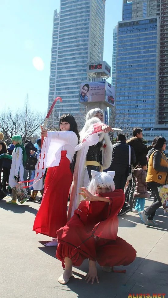 美爆你眼球的Cosplay妹纸！釜山动漫世界欣赏