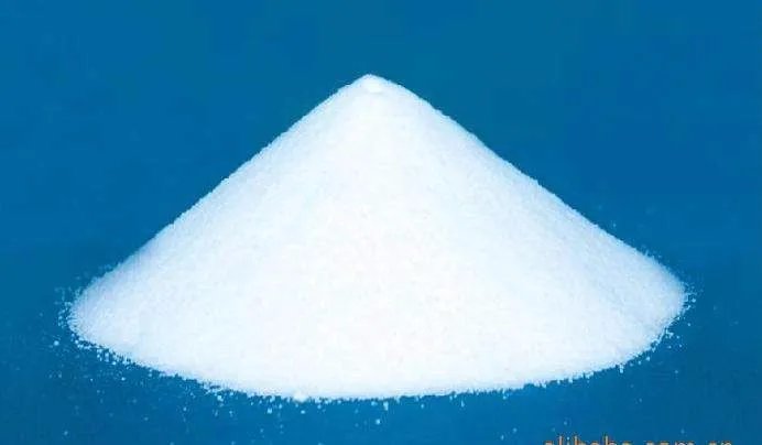 村民顺走高速路上工业盐被劝后如何回应？