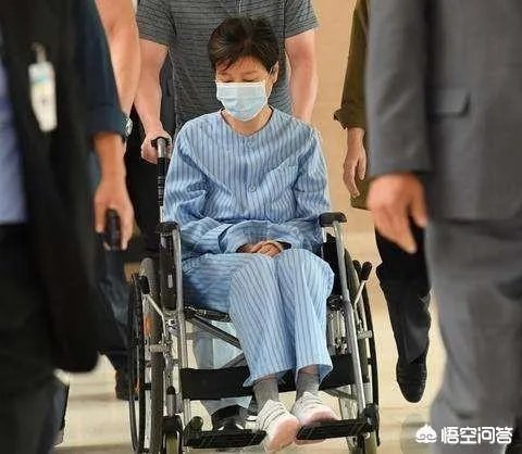 李明博获取保释了,朴槿惠是否有望?