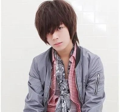 男生瓜子脸发型如何设计