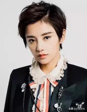 伊一为什么接替朱丹？