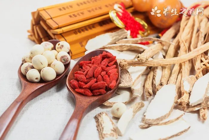 经常熬夜造成两大肌肤问题 五招帮你轻松解决