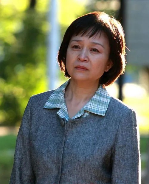 刘莉莉几个老公是谁 刘莉莉现任老公叫什么名