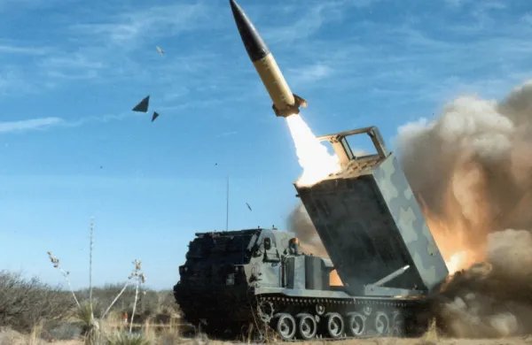 弹道导弹可以打航母吗