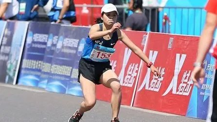 爬马拉松最后两米是怎么回事？