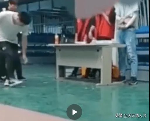 昆山扔证件大家有什么想说的？