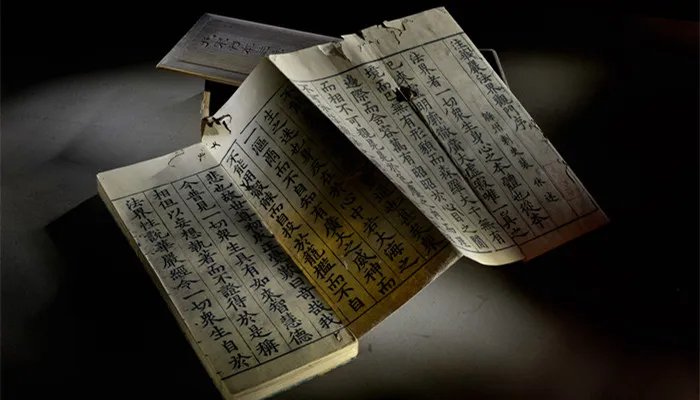 丝绸之路是谁开辟的