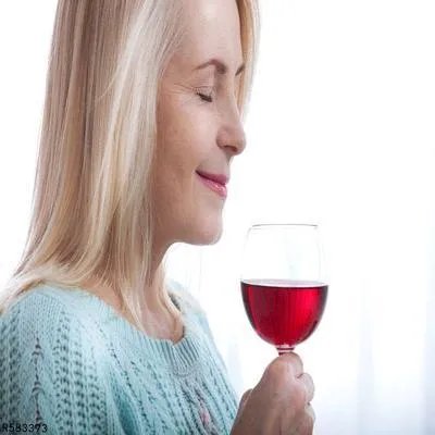 乙肝病人能喝红酒吗 警惕乙肝病人慎重食用红酒