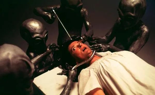 地球或被外星系观察，世界上真的有外星人吗？