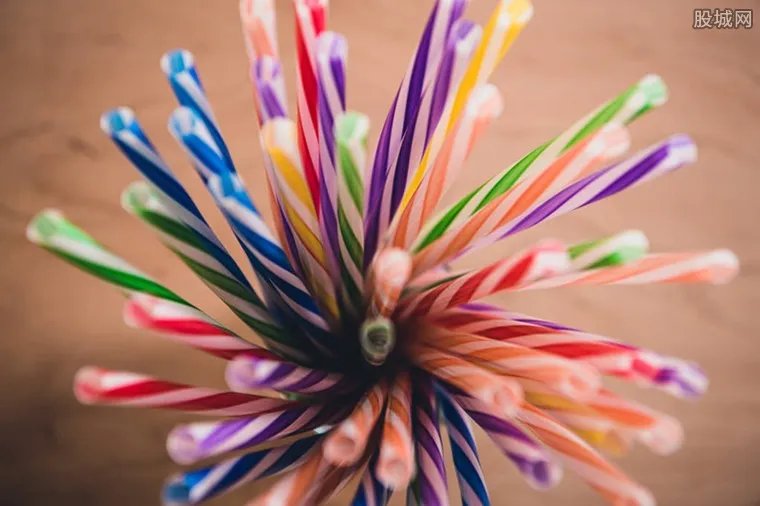 麦当劳不提供吸管 揭消费者极力反对的原因