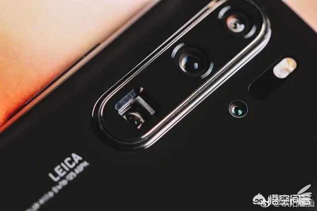 华为P30发布会预示着苹果的衰退吗？