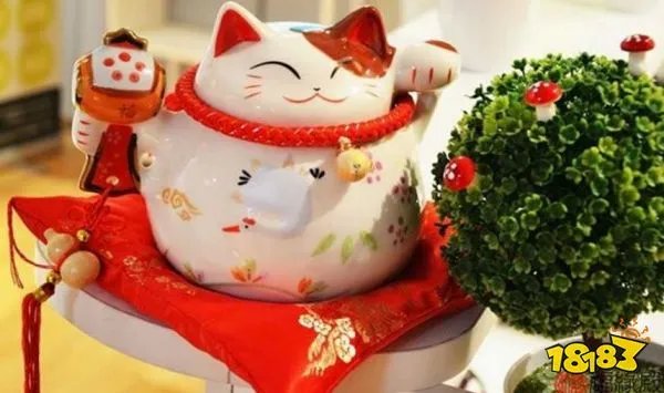 摆在店里的招财猫有举左右手两种形态 举左手表示什么意思