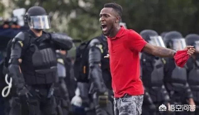 美国多地出现疫情反弹，是因为示威游行导致的吗？