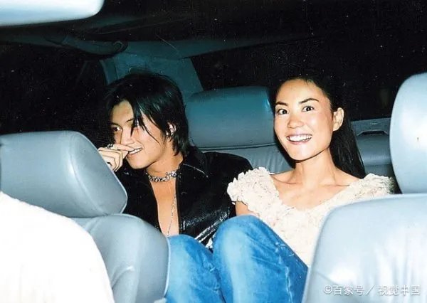 李亚鹏爆出与王菲离婚的真实原因是什么？