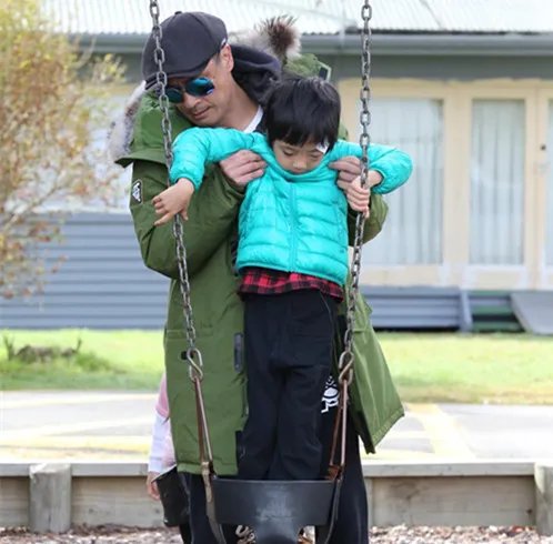 曹格否认女儿伤害吴镇宇儿子 力求真相捍卫清白