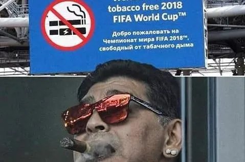 马拉多纳行为遭批：竖中指，看台抽雪茄被痛批（图）