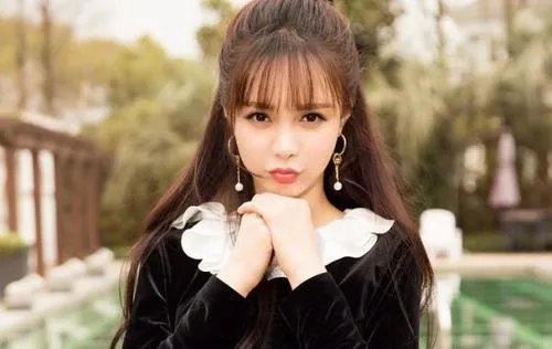 沈梦辰录真正男子汉暴晒后的肤色，晒黑还能白回来吗？