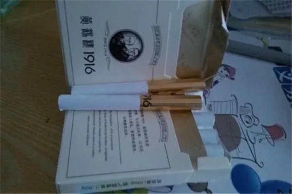 限量版黄鹤楼1916多少钱：每条8500元（手工制作）