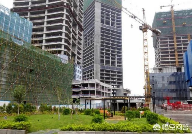 深圳的写字楼有过几个发展阶段？