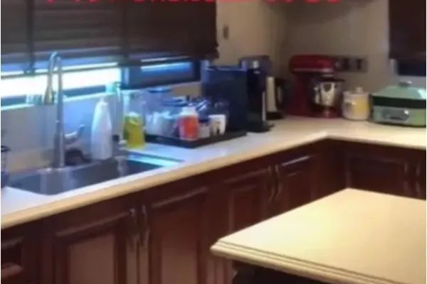 大衣哥千万别墅曝光，为啥网友会说他表里不一？