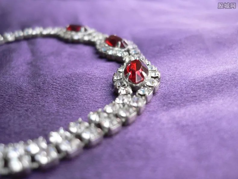 施华洛世奇否认关店 仅关闭一小部分与新战略不符店铺