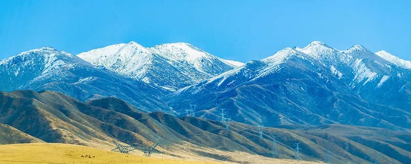 连绵不断的山叫什么 连绵不断的山叫是什么