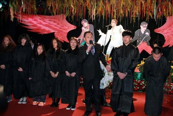 高凌风去世葬礼现场照片 高凌风妻子金友庄车震照片