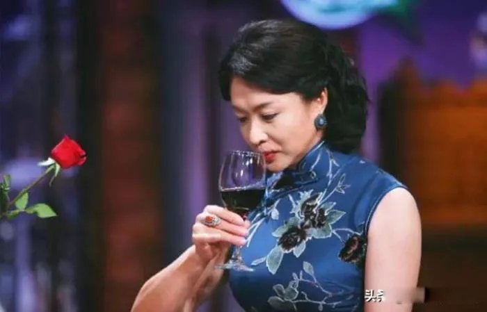 金星个人资料简介是男还是女 为什么要变成女人