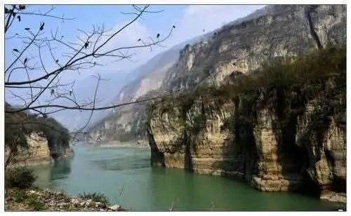 乐山有哪些本地人常去的休闲娱乐景点?