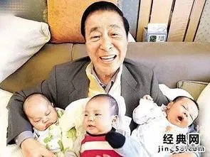 王清媛怎么那么有钱 为什么不上学呢