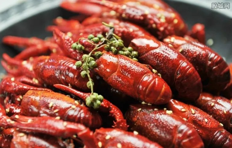 小龙虾高价入市 价格比去年提高25%太贵了