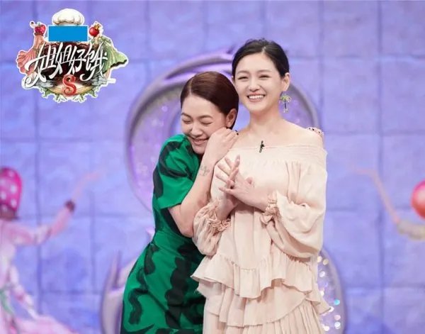 《姐姐好饿第二季》主要讲了什么？