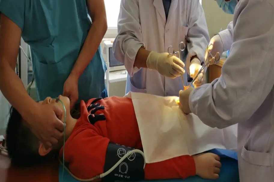 无痛清宫手术过程图