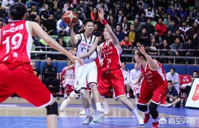 广东女篮夺冠，广东男篮的孟铎表示自己是冠军家属了，这是什么情况？