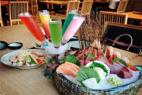 上海日本料理自助餐排名 初花口碑很好需要提前预定