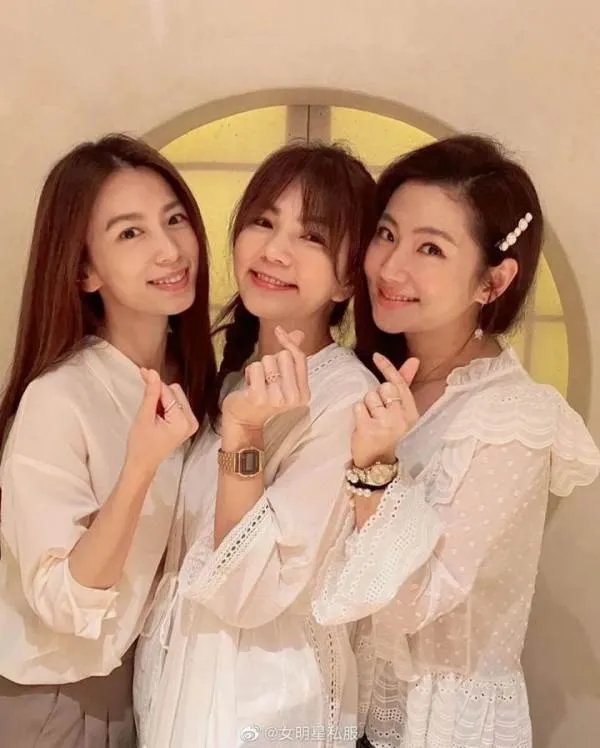 SHE合体为Ella庆生是怎么回事？