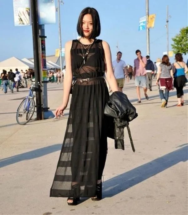 透视装应该搭配什么内衣？