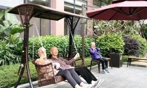 高级养老院一般都是怎么收费的？