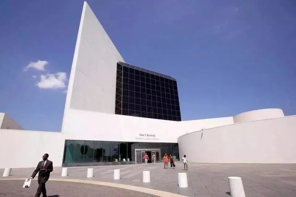 著名建筑师贝聿铭故居出售,他亲自操刀的家居然是这样的?