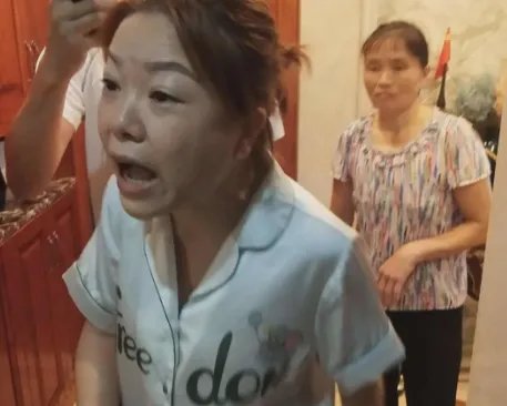 男子发文称被副局长锁在家中殴打，这副局长为何这狠？