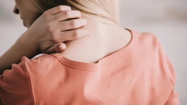 肩周炎怎么治疗最快最好方法 风湿性肩周炎吃什么药好