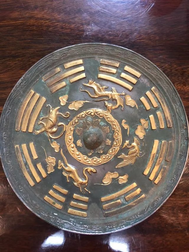 古代铜镜能照清楚人吗