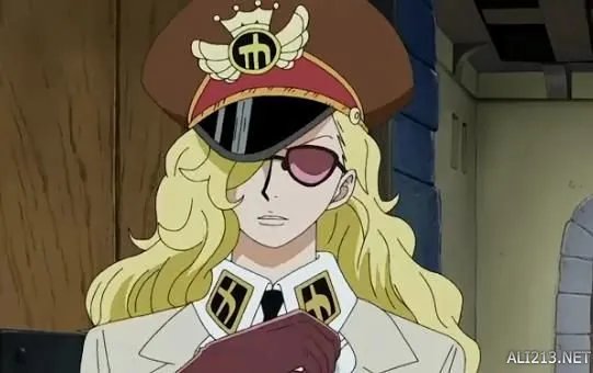 海贼王中身着职业套装的女性 蕾贝卡的性感无人能及