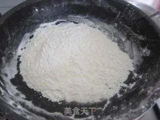 第一次学做月饼@@【紫薯冰皮月饼】